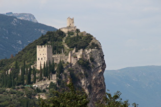 Zoom auf das Castello di Arco