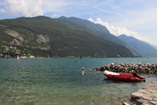 … Blick auf die Westflanke des Bergrückens Monte Baldo …