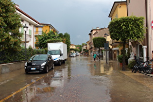 „Land unter“ in Lazise, …