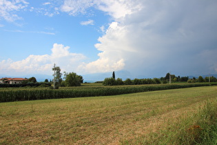 … und Blick nach Nordwesten auf den abziehenden Regen