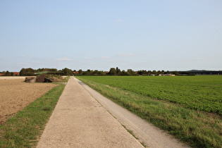 … Blick nach Osten auf Kirchwehren …