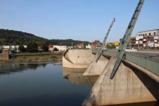 die Münsterbrücke in Hameln, …