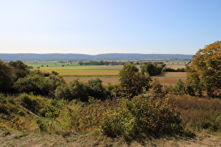 Gehrdener Berg, oberhalb der Mergelkuhle, Blick zum Deister, …