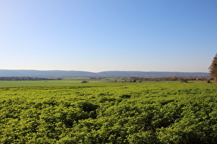 … und Blick nach Westen zum Deister