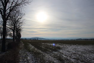 südlich von Northen, Blick auf Gehrdener Berg und Deister