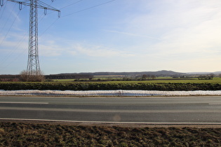 bei Meiers Mühle, Blick zum Benther Berg