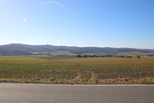 Ith, Westrampe, Blick über Oelkassen und Lüerdissen zum Vogler …