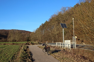 letzter Sattelpunkt der Tour zwischen Weenzen und Marienhagen, Blick nach Nordosten …