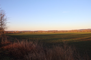 … und Blick auf Elze, Adenser Berg und Marienberg