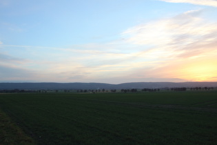 zwischen Redderse und Ditterke, Blick nach Südwesten zum Deister, …