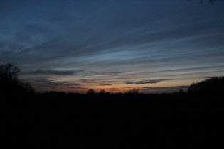 südlich von Velber, Blick nach Westen