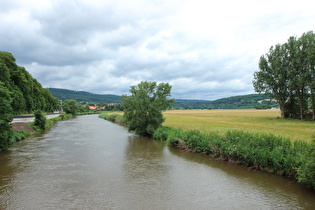 … und Blick flussabwärts