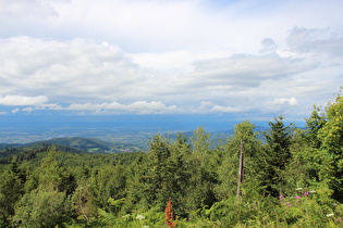 … und Blick nach Nordwesten in die Oberrheinische Tiefebene