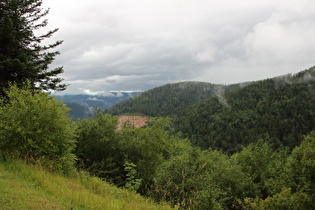 … und Blick nach Westen bis in die Oberrheinische Tiefebene