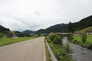 im Wolftal zwischen Oberwolfach und Wolfach, Blick talabwärts