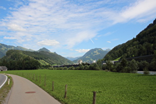 zwischen Baien und Mellau, Blick talabwärts, …