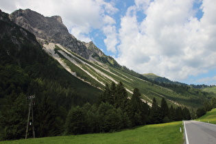 Blick auf die Murbahnen unterhalb der Niedere Künzelspitze