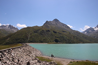 Blick von der Passhöhe über den Silvretta-Stausee auf Radkopf und Hohes Rad, …