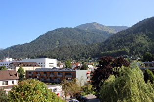 Etappenstart, Blick über Bludenz auf Muttersberg und Hoher Fraßen, …