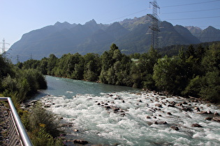 die Ill bei Bludenz, Blick flussaufwärts …