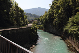 … und Blick flussaufwärts