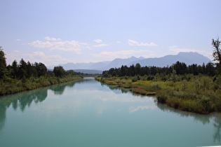 die Ill nahe ihrer Mündung, Blick flussaufwärts, …