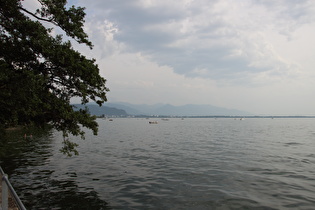 Nordufer des Bodensees in Lindau, Blick auf Bregenz, …