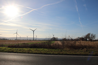 zwischen Leveste und Göxe, Blick nach Westen zum Deister, …