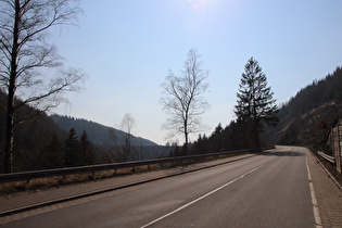 Blick zur Staumauer der Okertalsperre