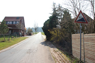 in Völkerhausen, unteres Ende des Anstiegs zum Börryer Genossenschaftsforst