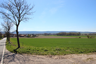 wenig weiter, Blick über Stemmen zum Deister