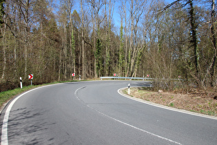 oberhalb der dritten Kehre, Blick bergab