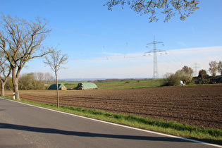 Ostrand von Lichtenhagen, Blick zum Solling …