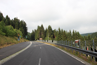 auf Höhe der „Schanzenanlage im Kanzlersgrund“, Blick talaufwärts …