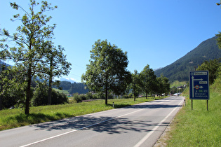 kurz nach Etappenstart, Blick talaufwärts …