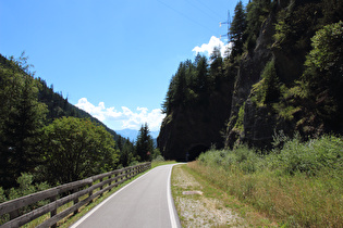 auf dem Brennerradweg vor der ersten Tunneldurchquerung der Tour