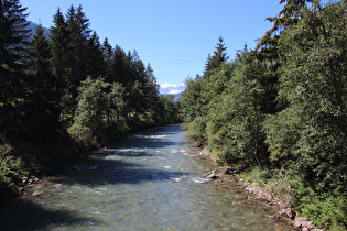 … und Blick flussabwärts