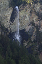 Zoom auf den Wasserfall „Jungfernsprung“