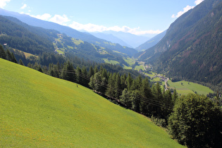 … Blick ins Mölltal talabwärts, …