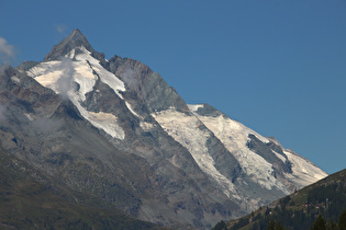 Zoom auf v. l. n. r. Großglockner, Glocknerwand und Teufelskamp