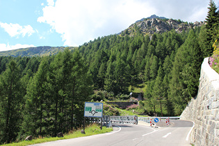 Abzweig der Gletscherstraße im Guttal