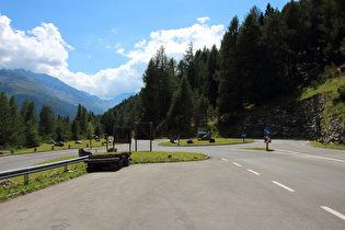 Blick auf den Kreisel mit dem Abzweig