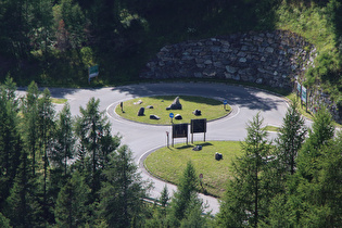 Zoom auf den Kreisel mit dem Abzweig der Gletscherstraße