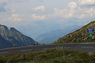 Zoom auf Dientener Berge und Steinernes Meer dahinter