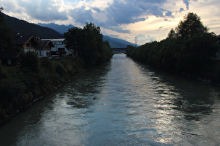 die Salzach in Bruck, Blick flussaufwärts …