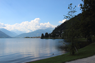 … und Blick Richtung Alpenhauptkamm und auf Zell am See