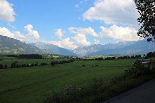 zwischen Maishofen und Gerling, Blick über Bsuch zum Steinernen Meer