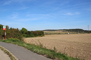 … Blick nach Nordosten zum Osterberg …