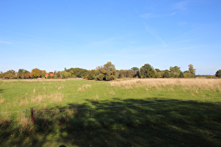 Leineradweg gegenüber Seelze, Blick auf Havelse …