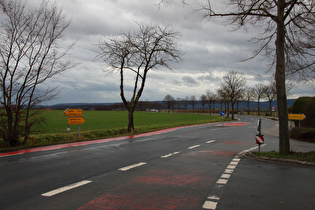 in Northen, Blick auf Gehrdener Berg und Deister